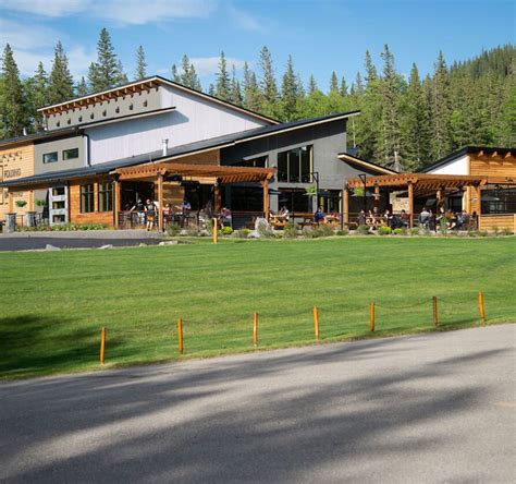 Overlander Mountain Lodge - Hinton, AB - Party Venue