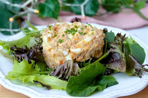 Ensalada de atún y huevo con mayonesa: receta perfecta para disfrutar con el buen tiempo