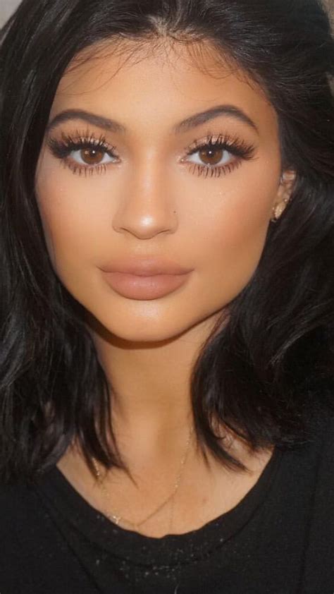 The Kardashians Are Hurting This Beauty Company’s Sales | Kylie makeup ...