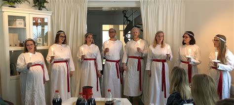 With a postcard from yesterday’s celebrations of the Swedish Lucia tradition at the office, the ...