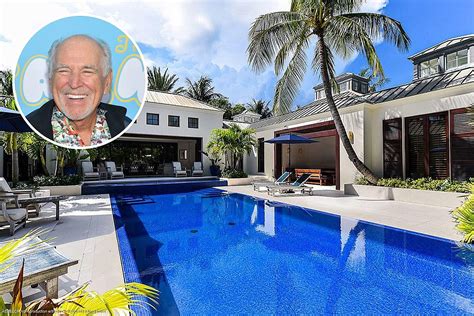 Look Inside Jimmy Buffett's Stunning Palm Beach Estate [Pics]