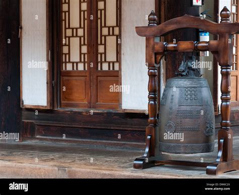 Bongeunsa Temple in Seoul, South Korea Stock Photo - Alamy