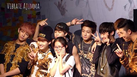 [FANCAM/HD] 131129 BTS with a lucky fan (FANPHOTO) @ MBK - YouTube