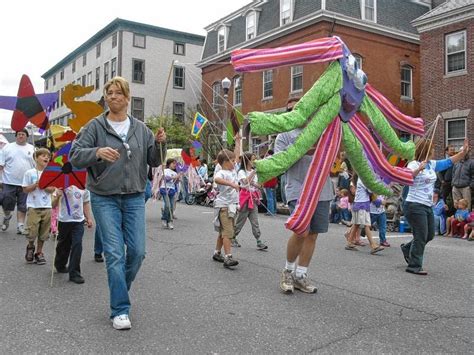 giant puppets 2006 Children and the Arts festival. | Parades, Puppets, Festival