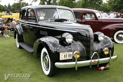 1939 Pontiac DeLuxe pictures