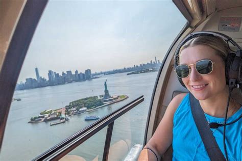 5 BEST Manhattan Helicopter Tours (and how to choose one!)