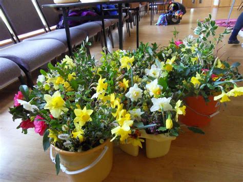 Mothering Sunday Flowers | St. John the Baptist, Shedfield