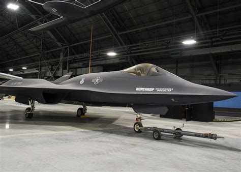 Northrop-McDonnell Douglas YF-23A Black Widow II > National Museum of ...