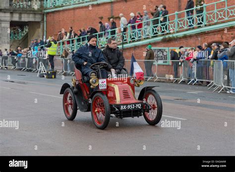 London to Brighton Veteran Car Rally. 2nd November 2014 Stock Photo - Alamy