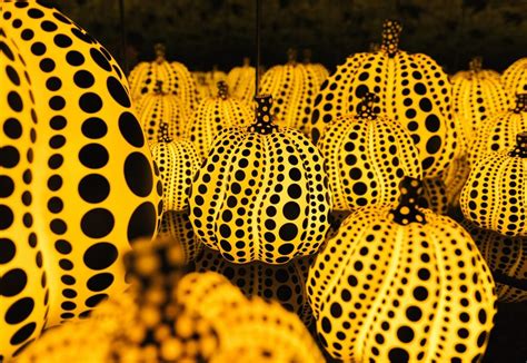 Yayoi Kusama's 'Infinity Mirrors' at the Hirshhorn Museum in DC