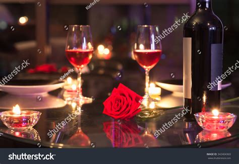 169,661 Romantic dinner decoration Images, Stock Photos & Vectors ...