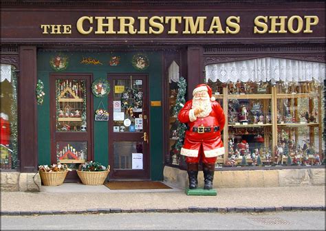 christmas shop lechlade july 07 | Tom Saunders | Flickr