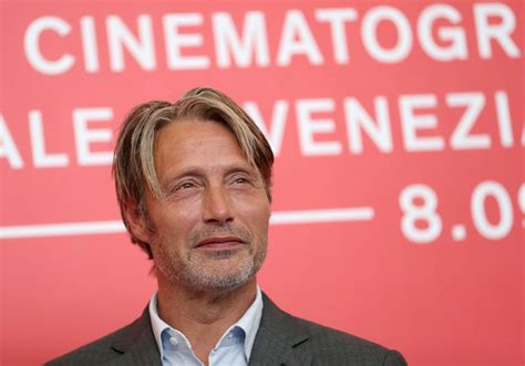 Mads Mikkelsen makes heartbreaking journey with ‘Another Round’ – Metro US