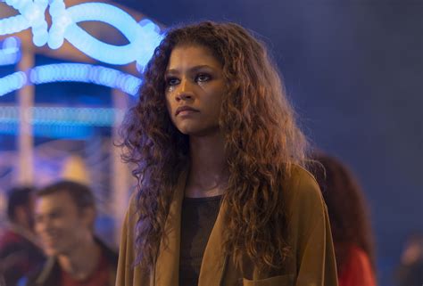 [VIDEO] Zendaya Wins Emmy for Best Comedy Actress for ‘Euphoria’ — 2020 ...