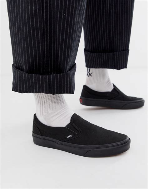 Vans Classic Slip-on Plimsolls in Black for Men | Lyst