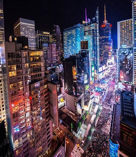 Times Square Nightlife Guide - PUB CRAWL NEW YORK