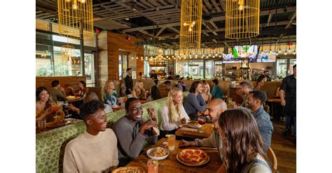 California Pizza Kitchen Signs Two New International Development Agreements