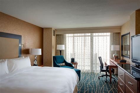 Seattle Waterfront Hotel | Seattle Marriott Waterfront