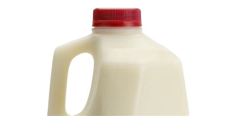 Pasteurized vs. Homogenized Milk: What's The Difference? | HuffPost