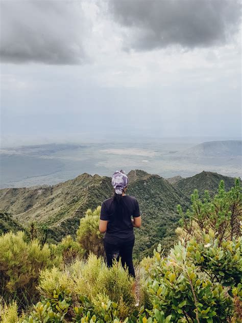 Hiking the Epic Mount Longonot and surviving! 2021