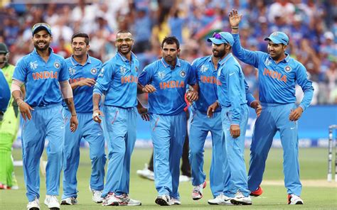 Happy indian cricket team on the ground nice wallpapers | HD