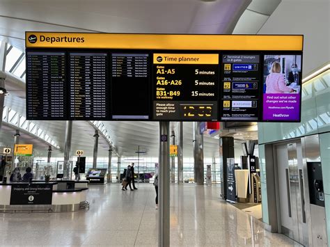 How To Get Between Terminals at London Heathrow Airport [LHR]