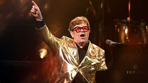 Elton John WOWS Glastonbury for the Final Time