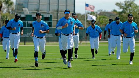 Projecting the Miami Marlins’ roster for the 2020 MLB season | Miami Herald