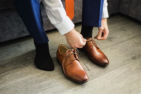 5 Best Lightweight Men’s Dress Shoes for Work in 2022