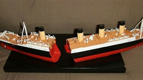 Ultra Rare Titanic Breakaway Sinking Toy Model 1999 Submersible Model ...