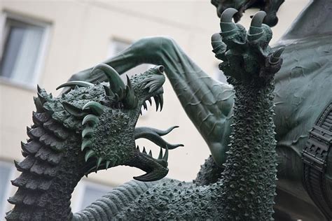 Saint george and the dragon, Dragon statue, Statue