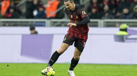 Zlatan Ibrahimović's return lifts AC Milan yet again | AP News