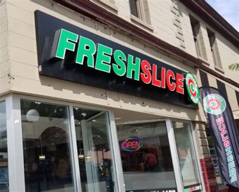 Freshslice Pizza provided more than 10,000 meals to workers - Food In CanadaFood In Canada