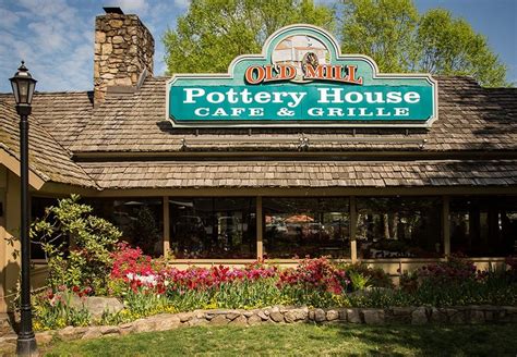 Pottery House Café & Grille - Pigeon Forge