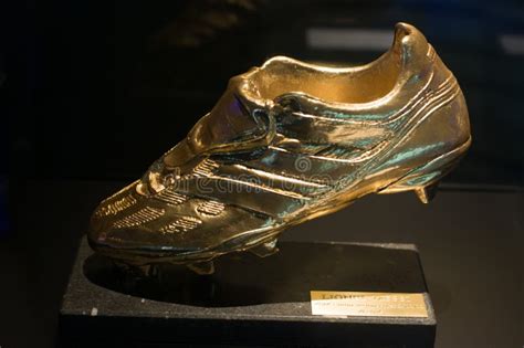 Europenean Golden Shoe of Lionel Messi at FC Barcelona Museum Editorial ...