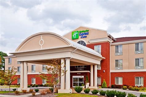 HOLIDAY INN EXPRESS DICKSON $106 ($̶1̶4̶6̶) - Updated 2021 Prices ...