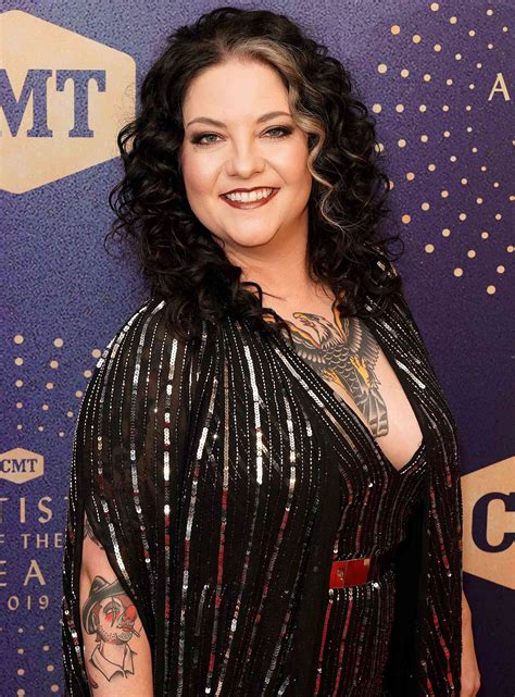 CMT Awards 2020: Ashley McBryde Is 'Beyond Excited' to Host