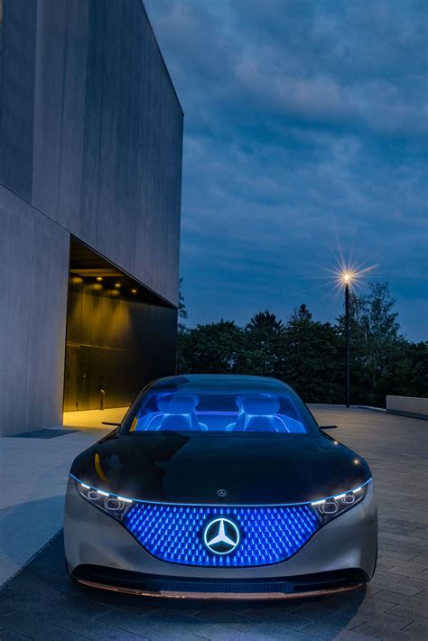 Mercedes-Benz Vision EQS debuts – concept electric flagship with over 470 hp, 760 Nm and 700 km ...