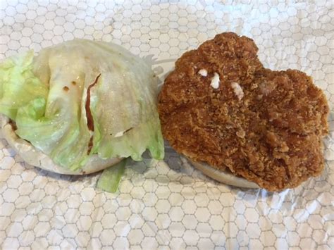 Wendy's Spicy Chicken Sandwich Review & Nutrition - ValueGrub