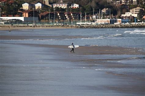 Plage d'Hendaye Beach - 2024 Guide (with Photos) | Best beaches to ...