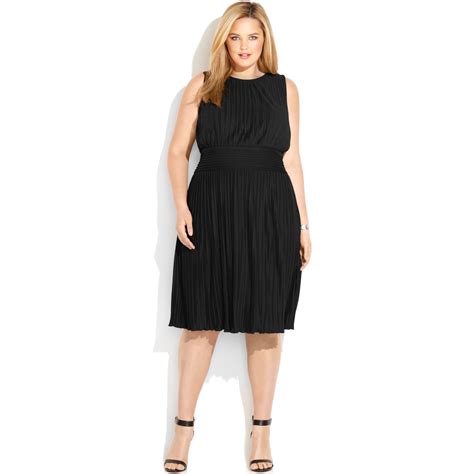 Calvin klein Plus Size Sleeveless Pleated Dress in Black | Lyst