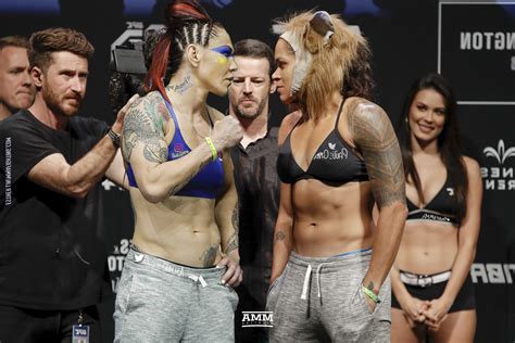 Cris Cyborg vs Amanda Nunes MMA Photo