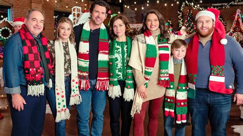 Hallmark Christmas Movie Calendar 2023: The Full Schedule - TV Guide