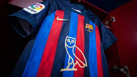 Barcelona va purta pe piept logo-ul unui artist celebru, în derby-ul cu ...