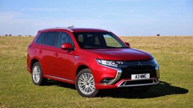 Mitsubishi Outlander PHEV gets new trim levels and revised ...