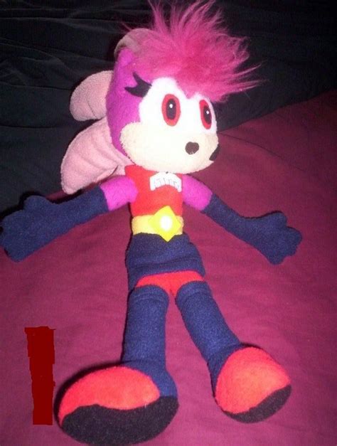 SONIA HEDGEHOG PLUSHIE | Sonic plush toys, Hedgehog, Plush