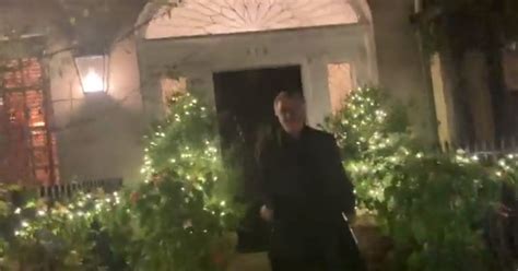 Watch: Alec Baldwin Unleashes on Reporter Who Confronts Him About Fatal ...