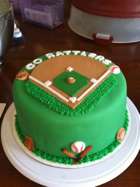 Pin by Maria Gabriela on jack turns ONE! | Baseball birthday cakes ...