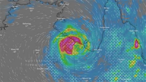 Cyclone Bom Cairns - Tropical Cyclone Iris Could Redevelop Again Bom Warns Daily Mercury ...