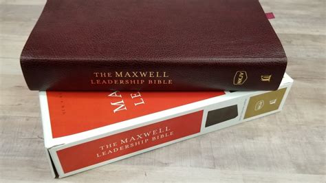 The Maxwell Leadership Bible - Review - Bible Buying Guide